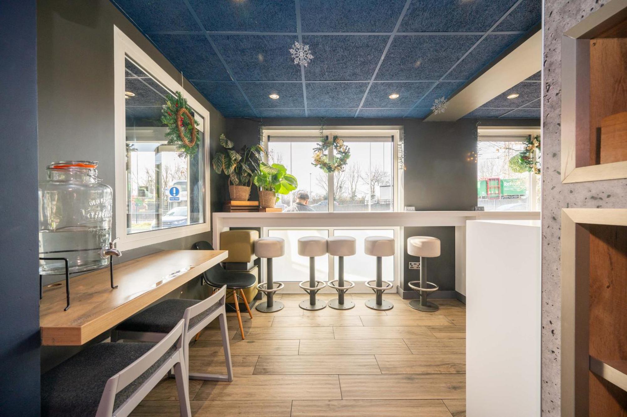 Ibis Budget London Barking Μπάρκινγκ Εξωτερικό φωτογραφία