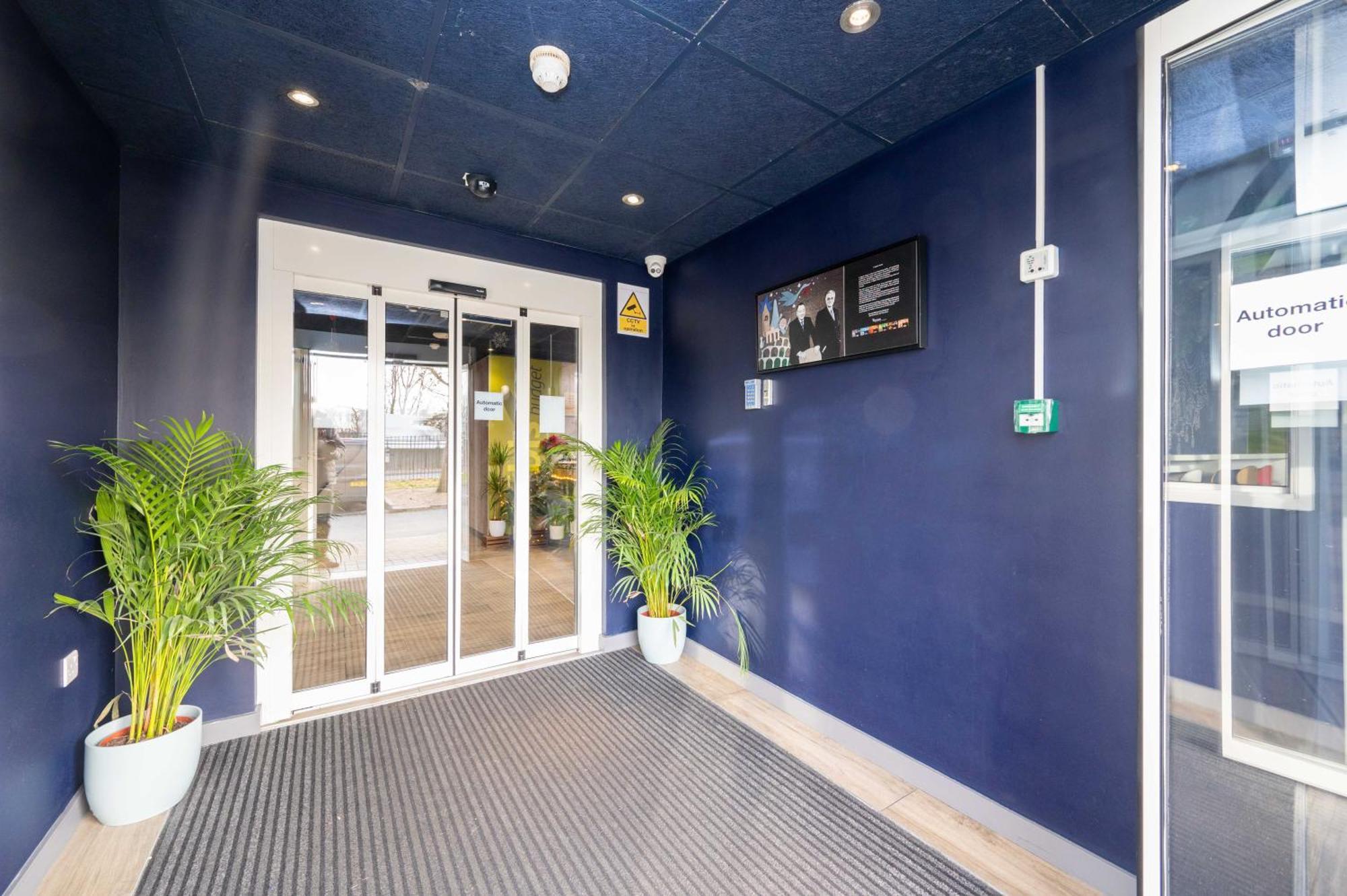 Ibis Budget London Barking Μπάρκινγκ Εξωτερικό φωτογραφία