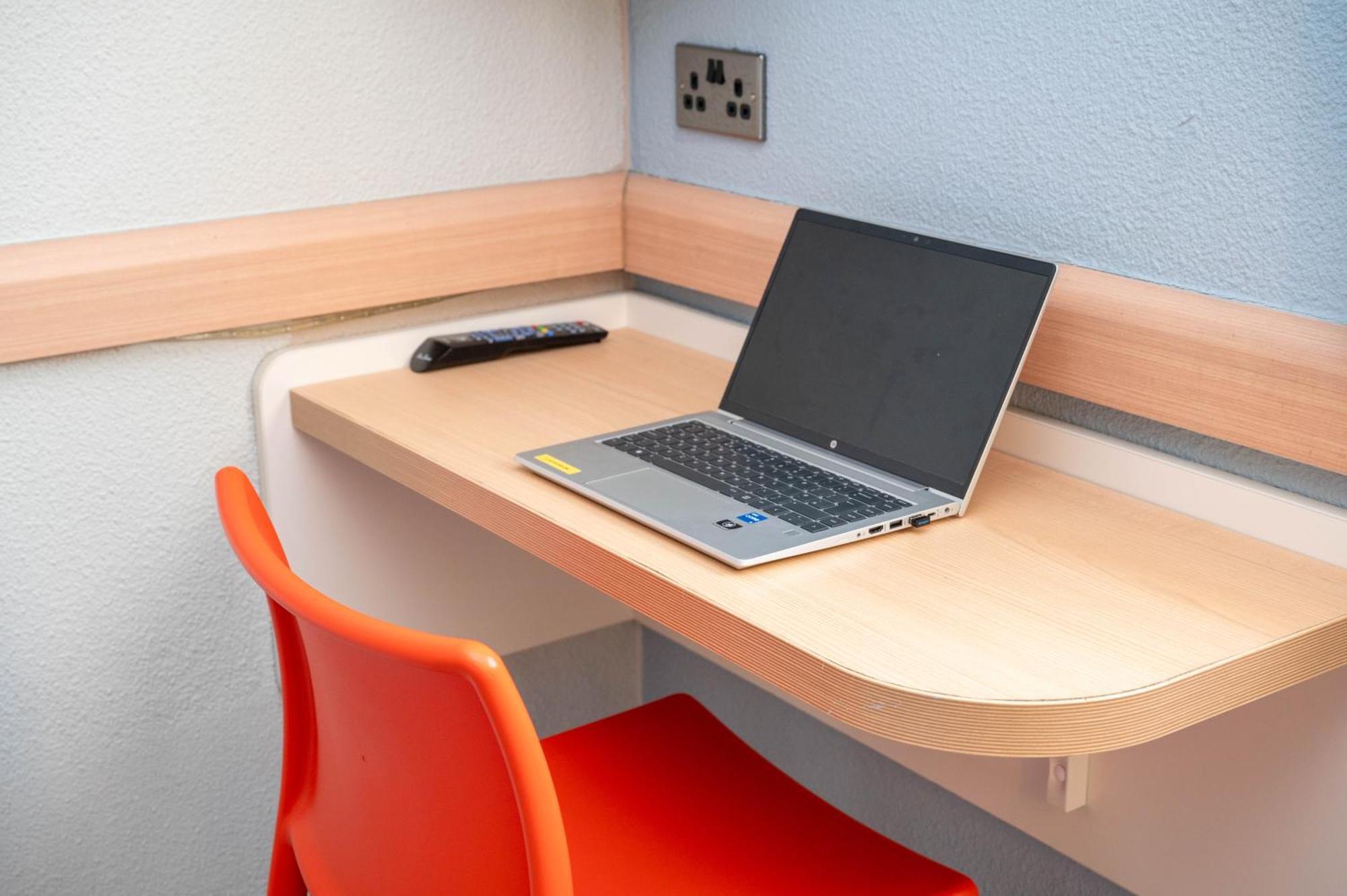 Ibis Budget London Barking Μπάρκινγκ Εξωτερικό φωτογραφία